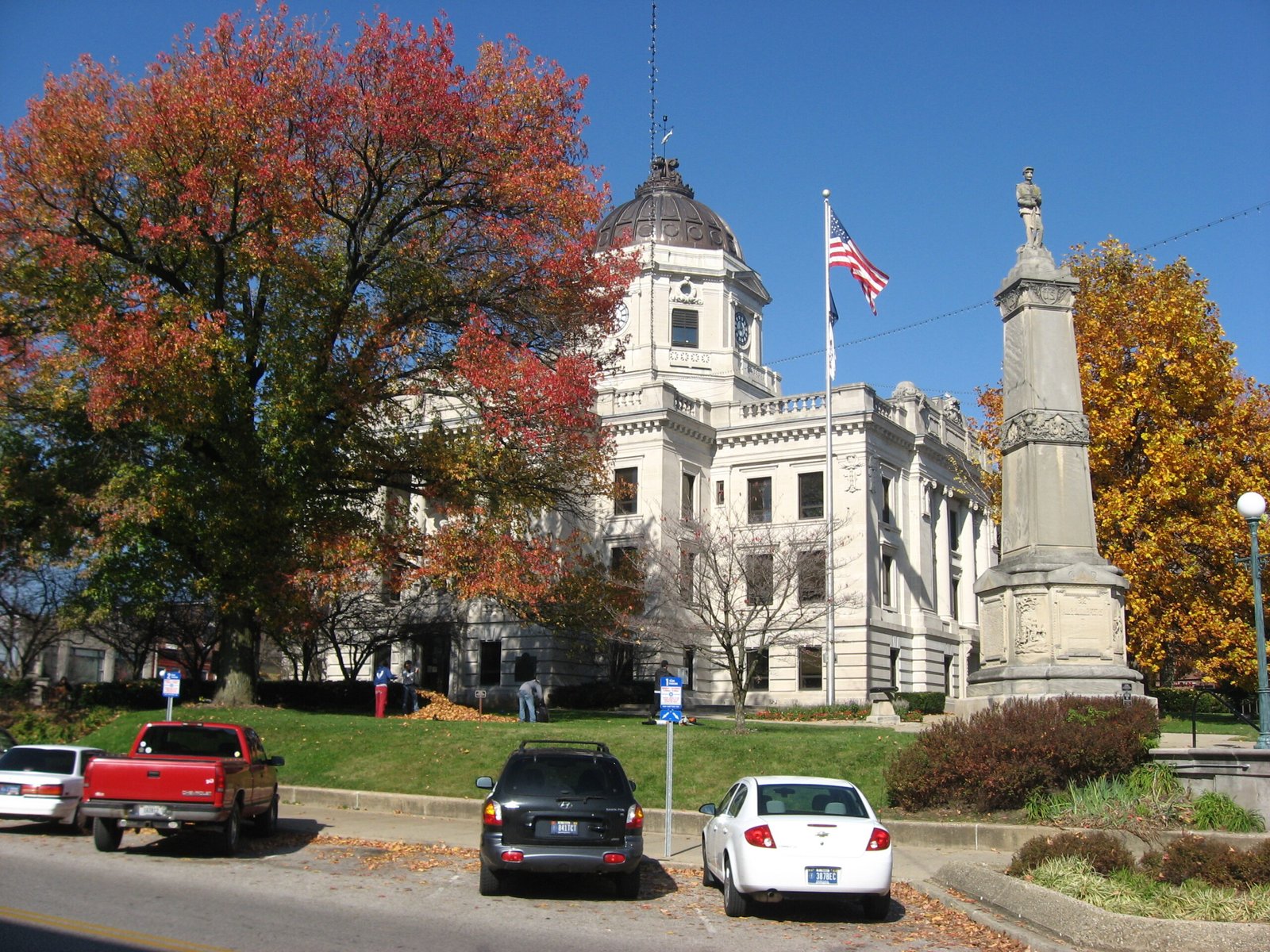 Monroe County Courthouse in Bloomington with autumn trees, November 2009