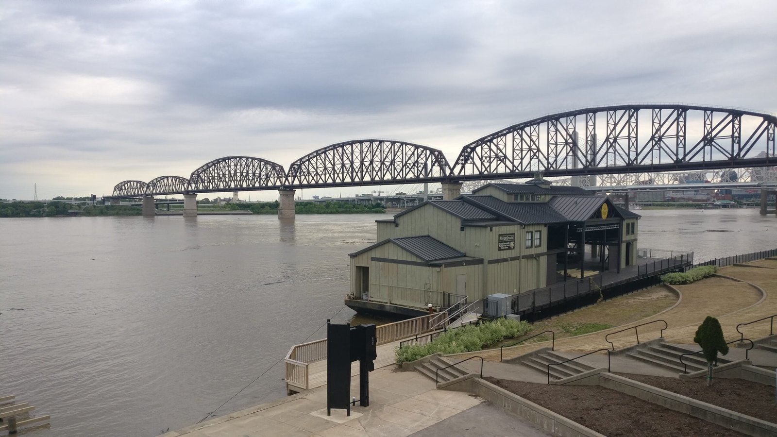 Big Four Bridge above RiverStage on the Jeffersonville waterfront, May 2017